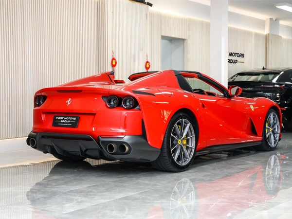 2022 Ferrari 812 GTS F152M Dual-Clutch Sports Automatic