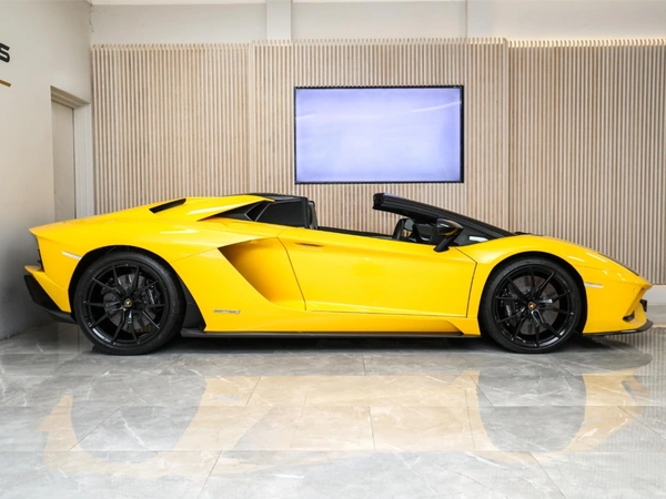 2018 Lamborghini Aventador Roadster S AWD Sports Automatic